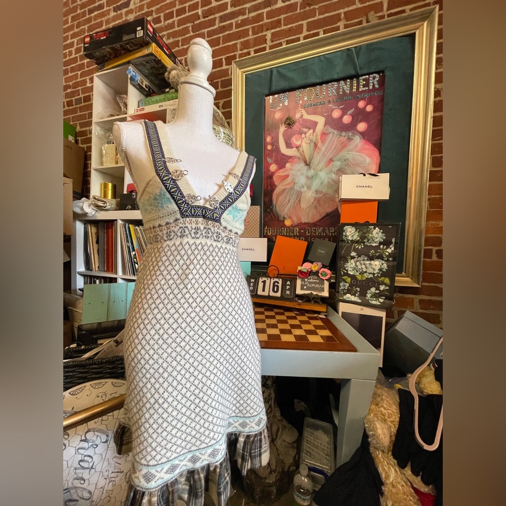 Free People Show Room Design